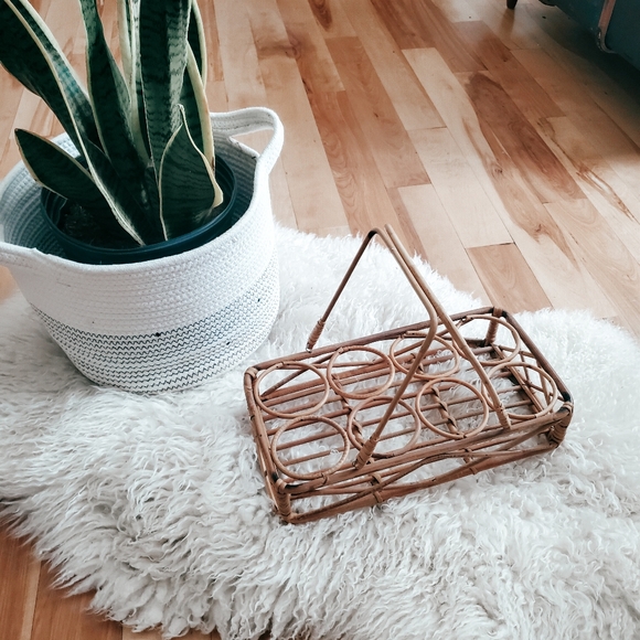 Other - Wicker drink tray